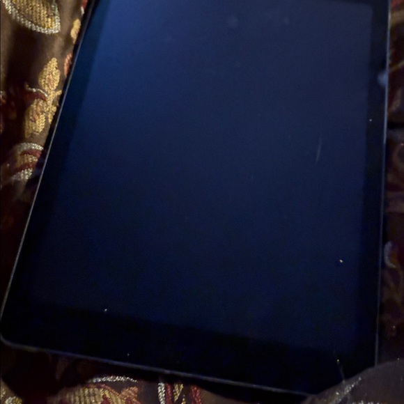 iPad air - Picture 1 of 1